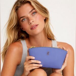 JUICY COUTURE blue rubber zip makeup bag